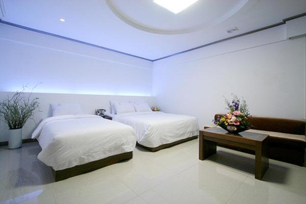 Hotel Cleopatra Ilsan جويانج الغرفة الصورة